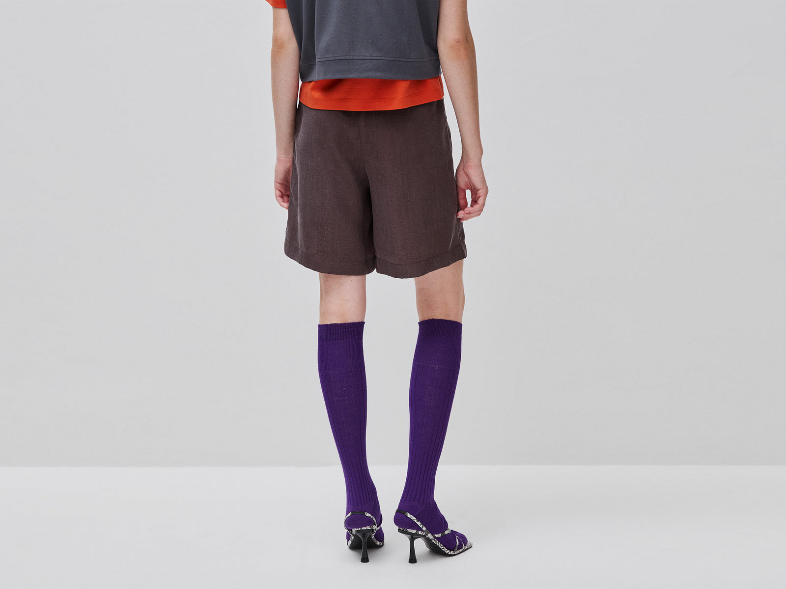 Bermudas com pregas 100% lyocell - ucb_image_B