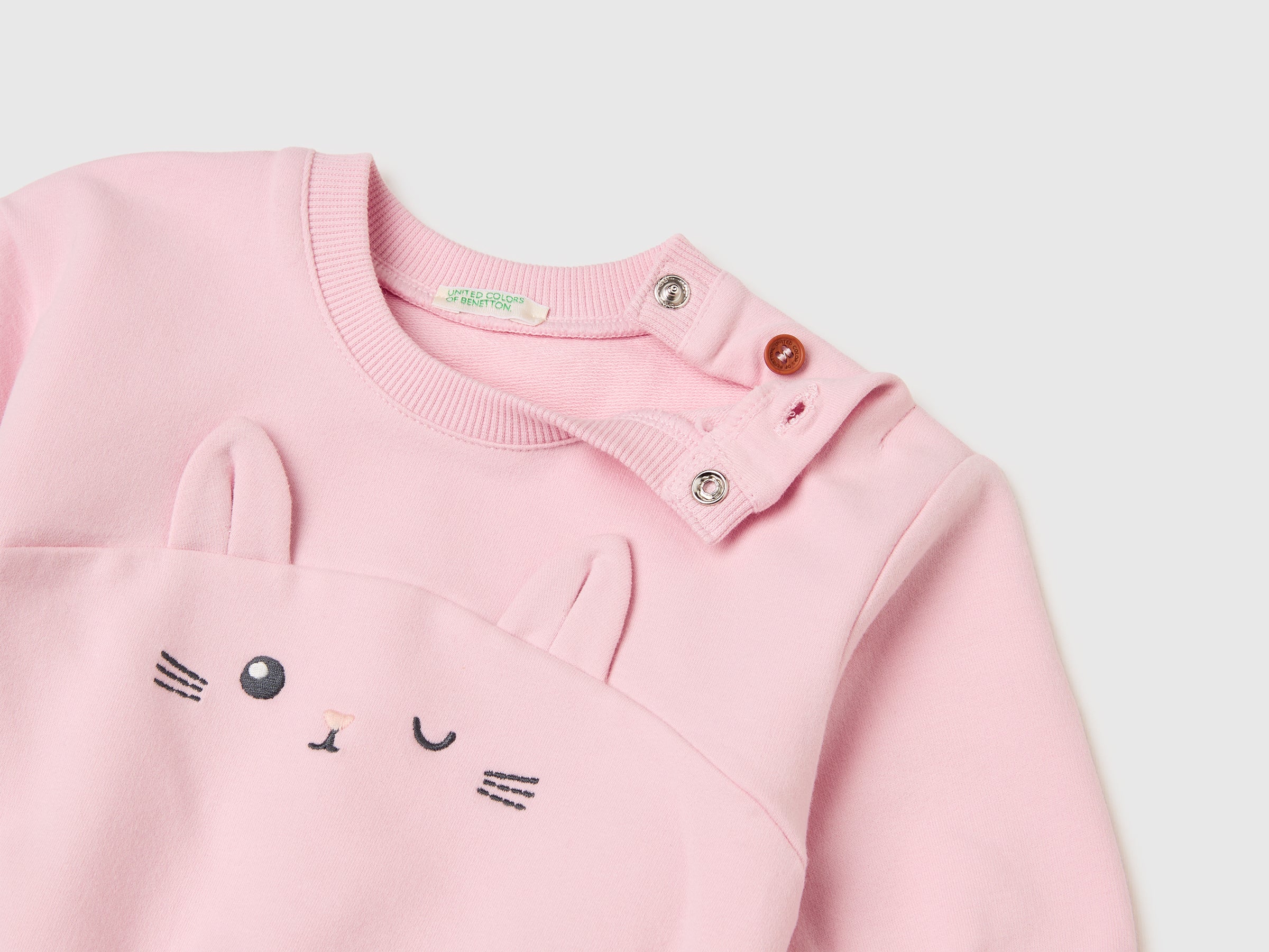 Sweatshirt with embroidery and patches - ucb_image_DS1