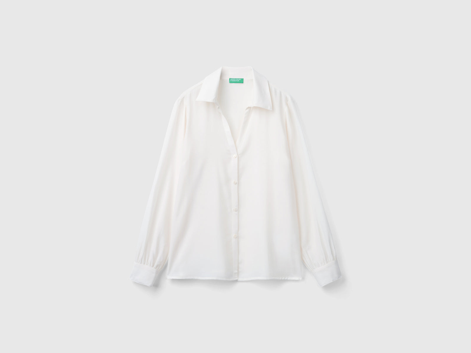 Camisa com decote em V - ucb_image_FS
