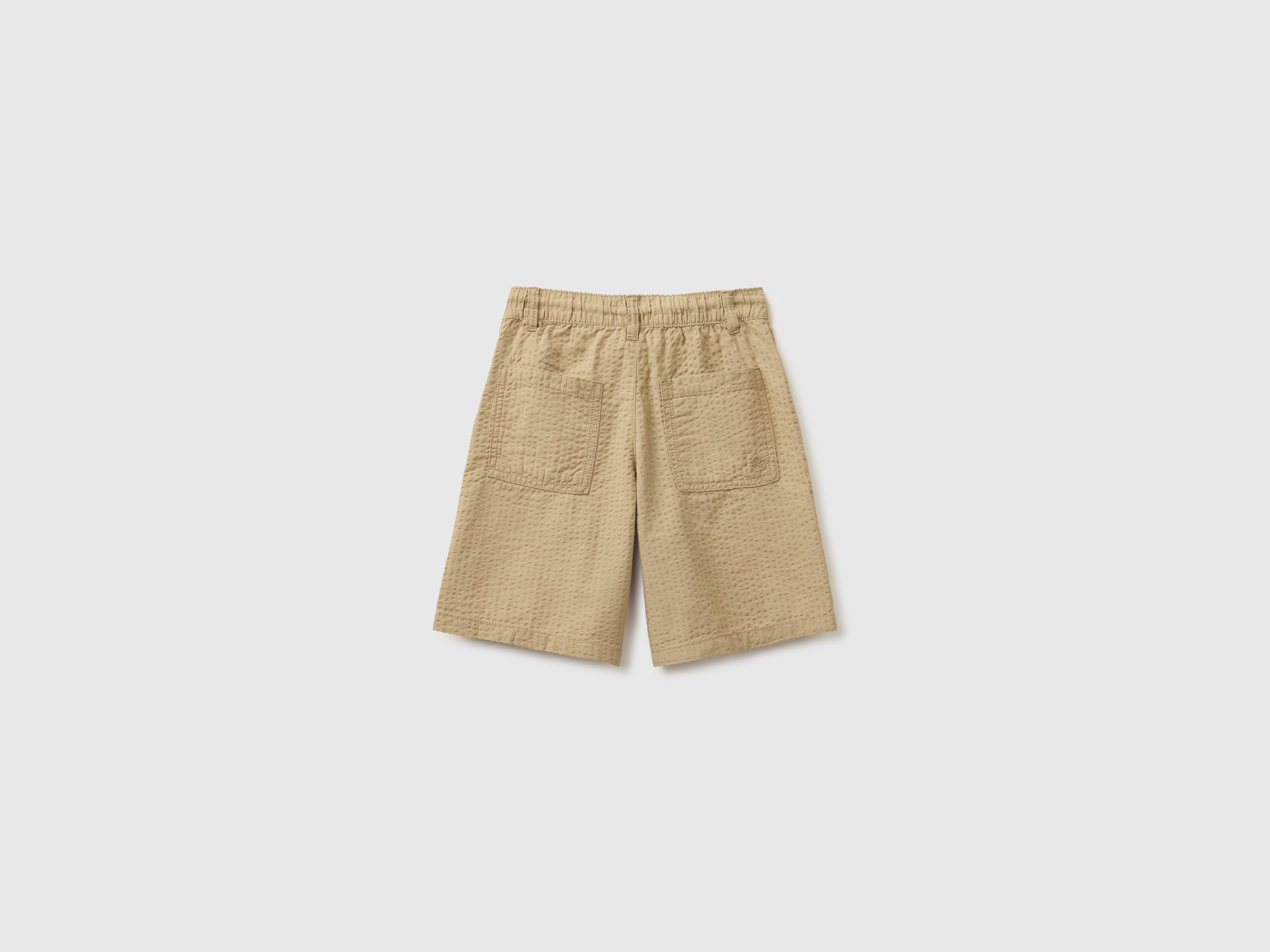 Regular fit Bermuda shorts with pockets - ucb_image_BS