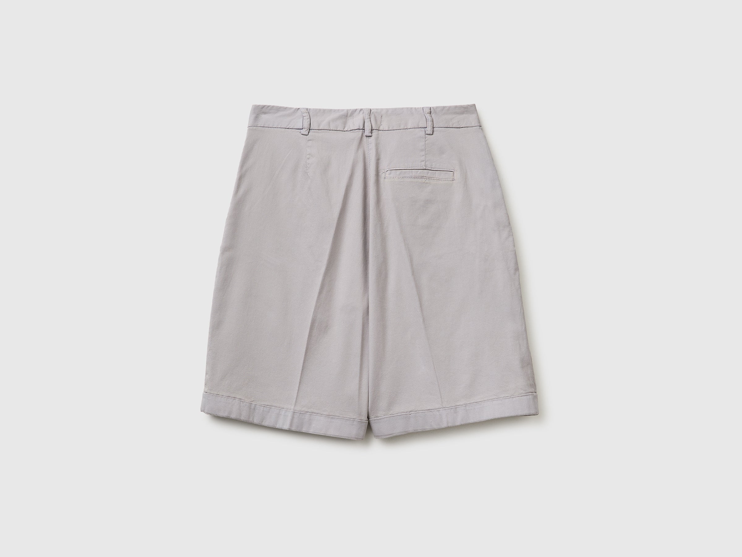 Regular fit Bermuda shorts with turn-ups - ucb_image_BS