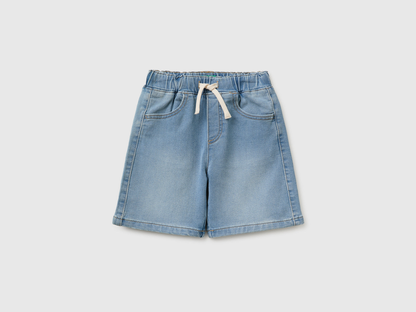 Denim-effect Bermuda shorts - ucb_image_FS