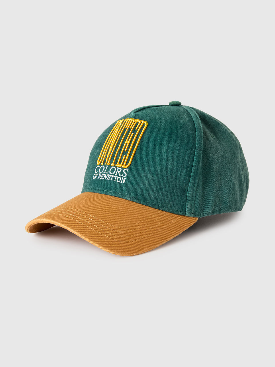 Baseball cap with embroidery - ucb_image_FS