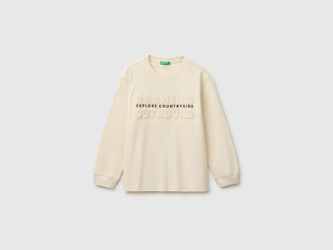 T-shirt em algodão orgânico quente com estampa em relevo - ucb_image_FS