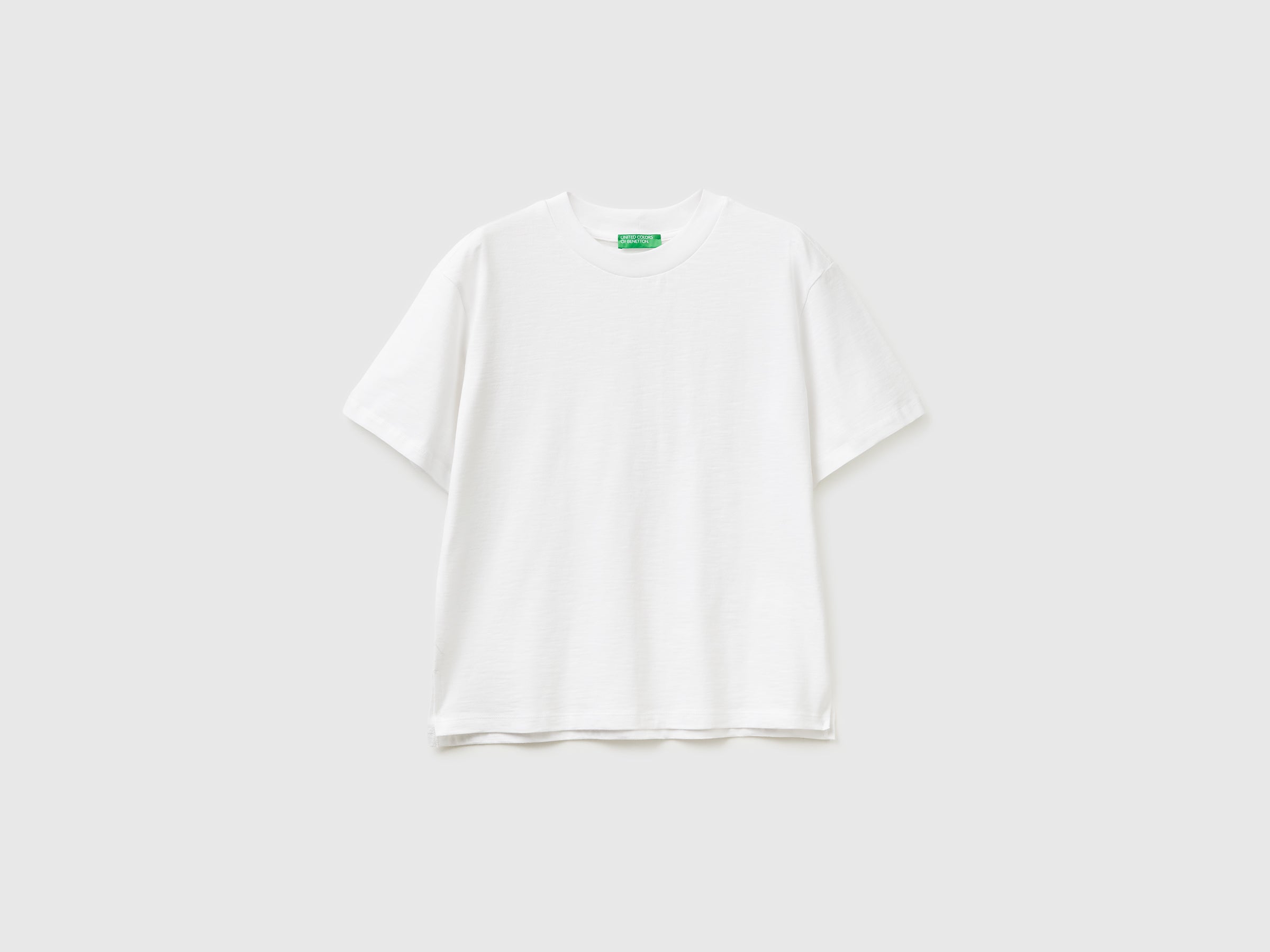 Crew neck t-shirt in lightweight cotton - ucb_image_FS