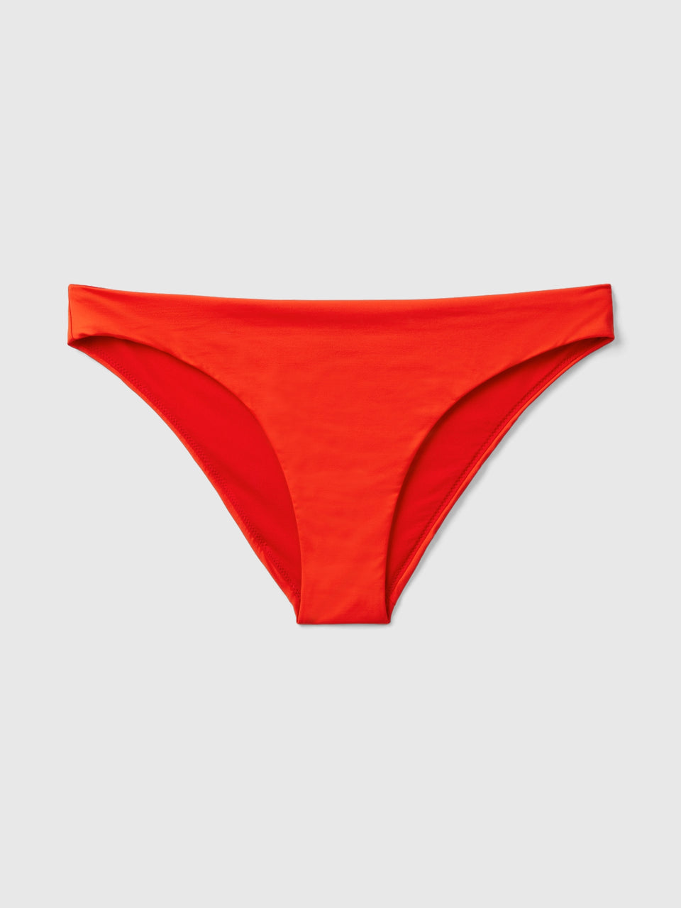 Cueca de biquíni básica em ECONYL® - ucb_image_FS