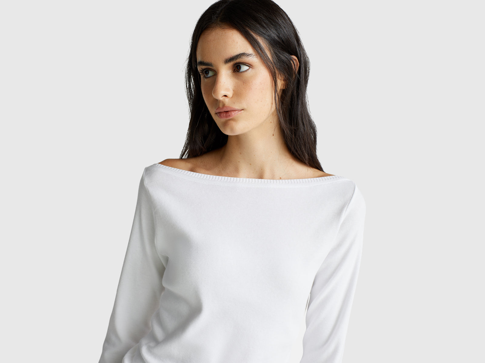 Boat neck sweater