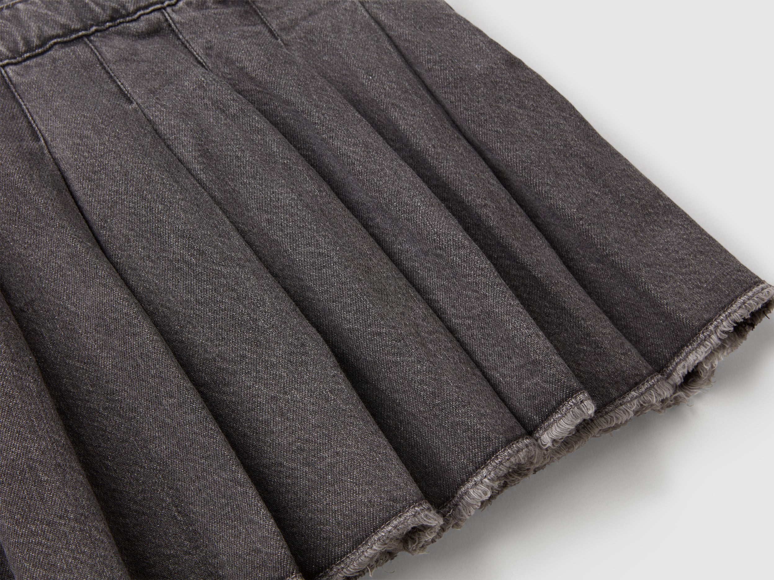 Saia de jeans com pregas - ucb_image_DS1