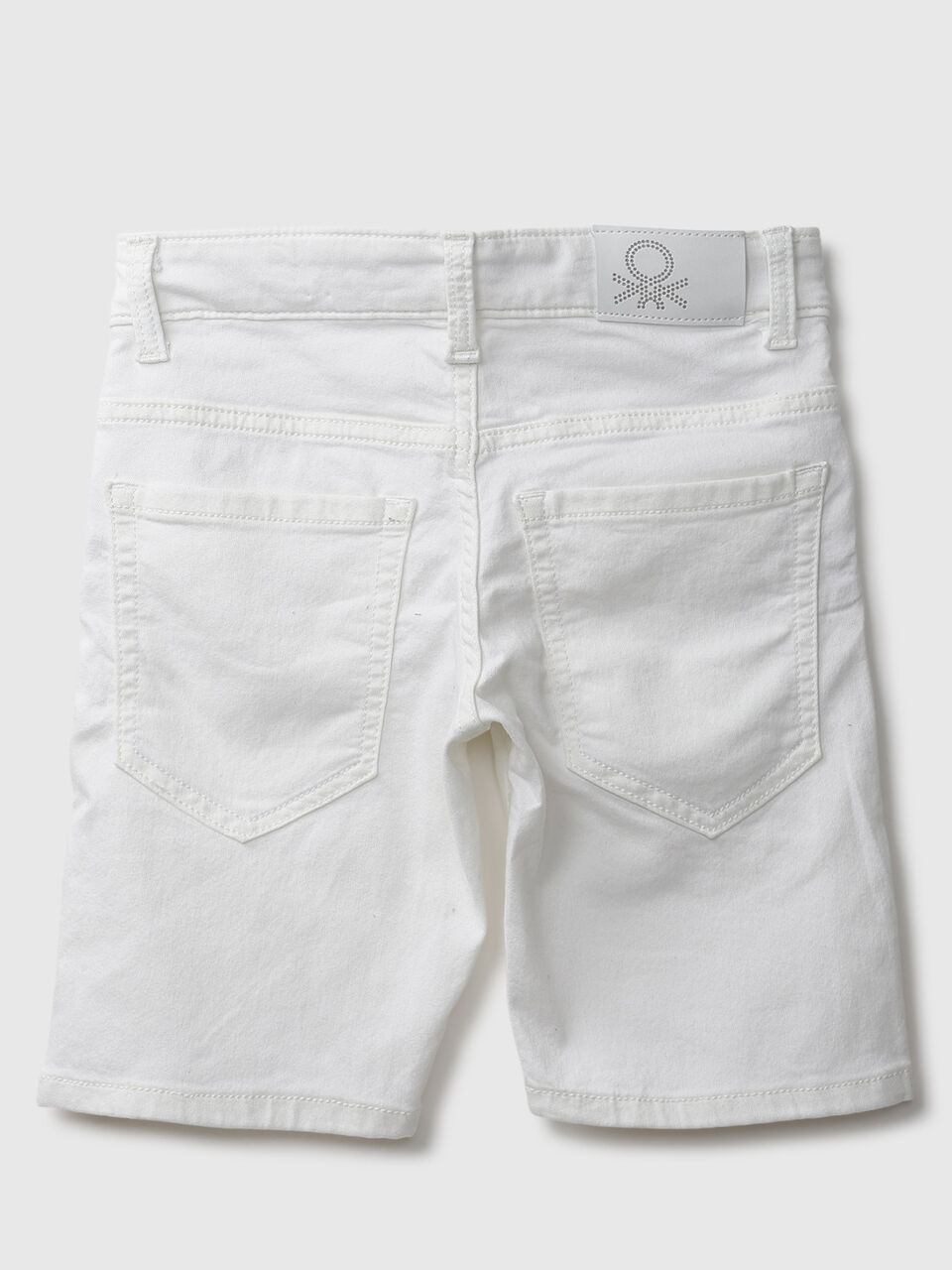 Basic White Denim Shorts image number 2