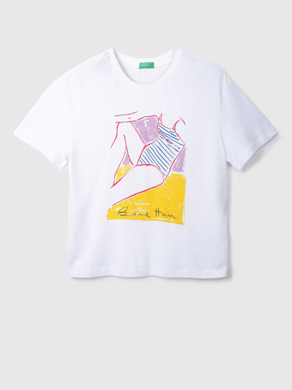 Short Sleeve T-Shirt With Big Chest Print image number 1