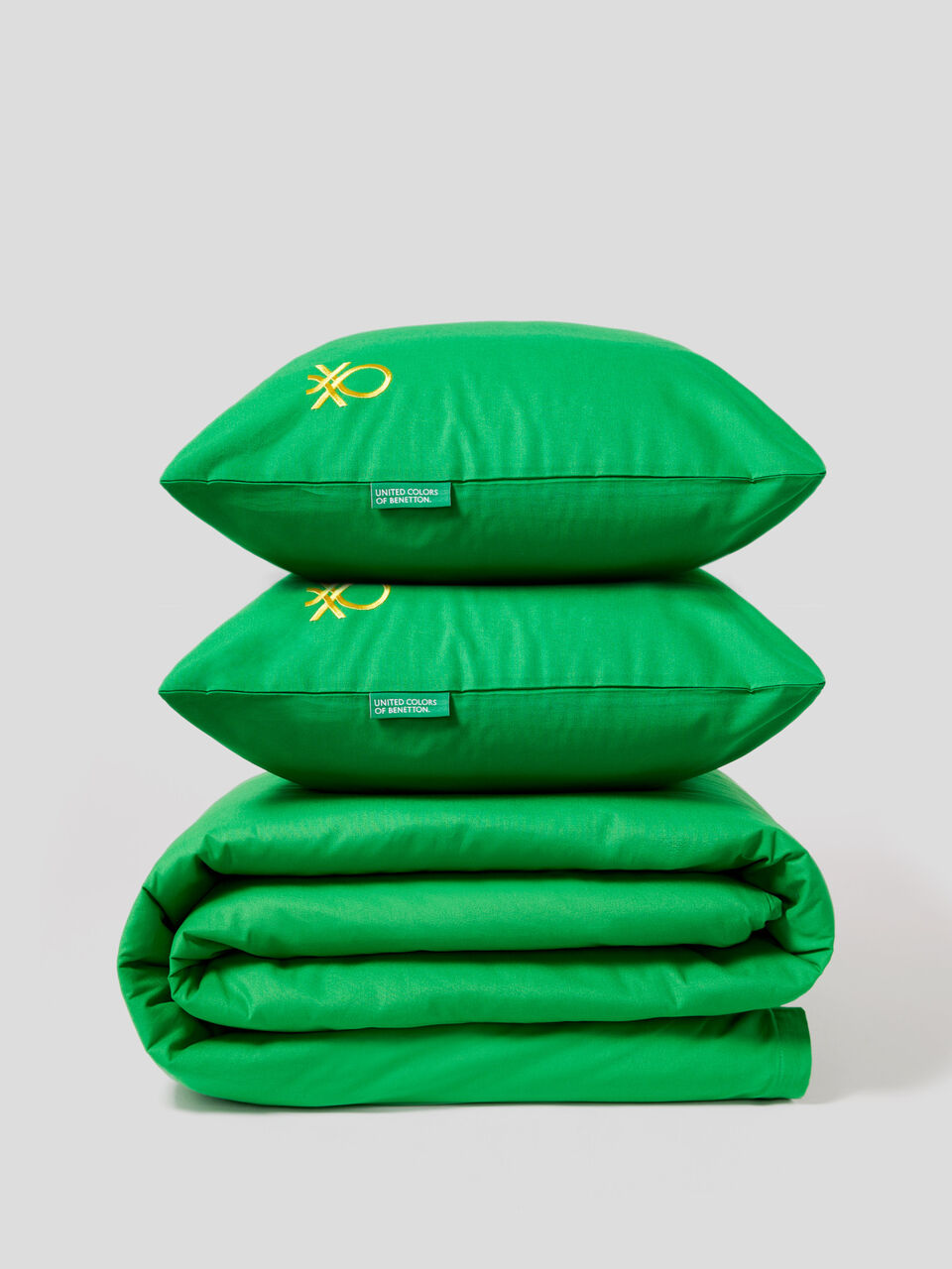 210x230 cm duvet cover and two pillowcases image number 1