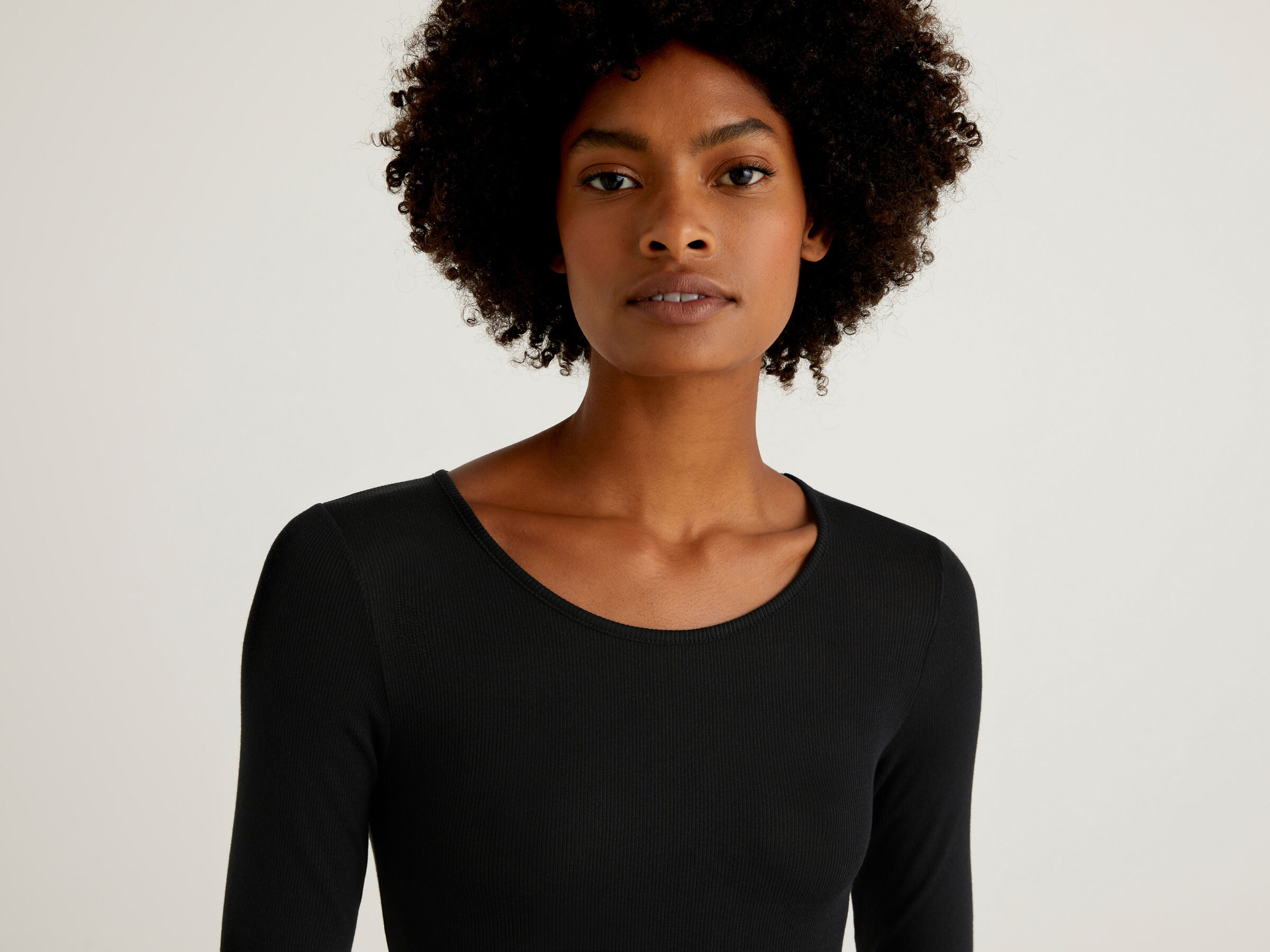 Long sleeve thin ribbed bodysuit image number 4
