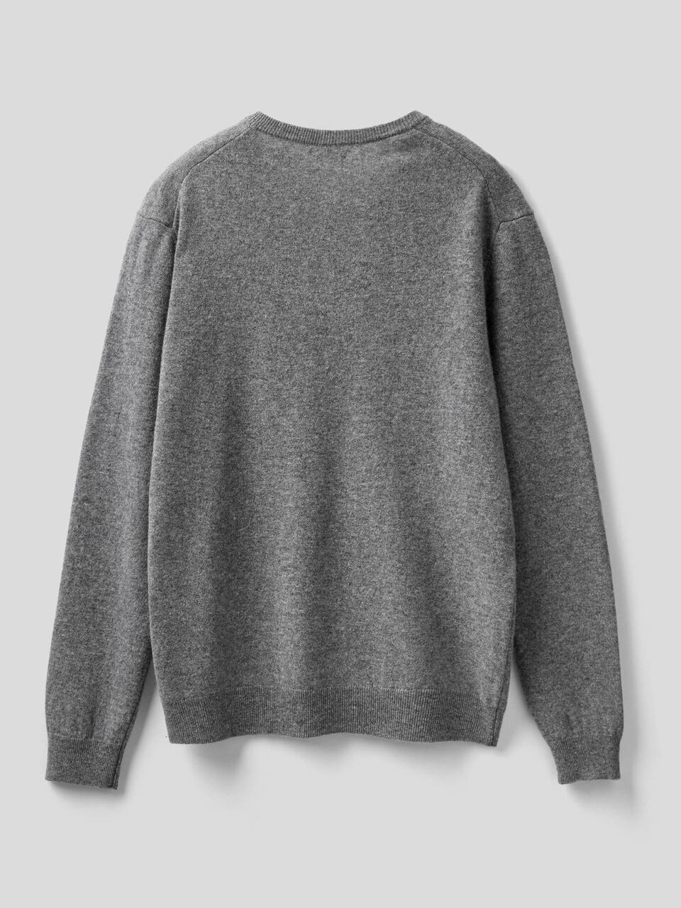 V-neck sweater in pure virgin wool image number null