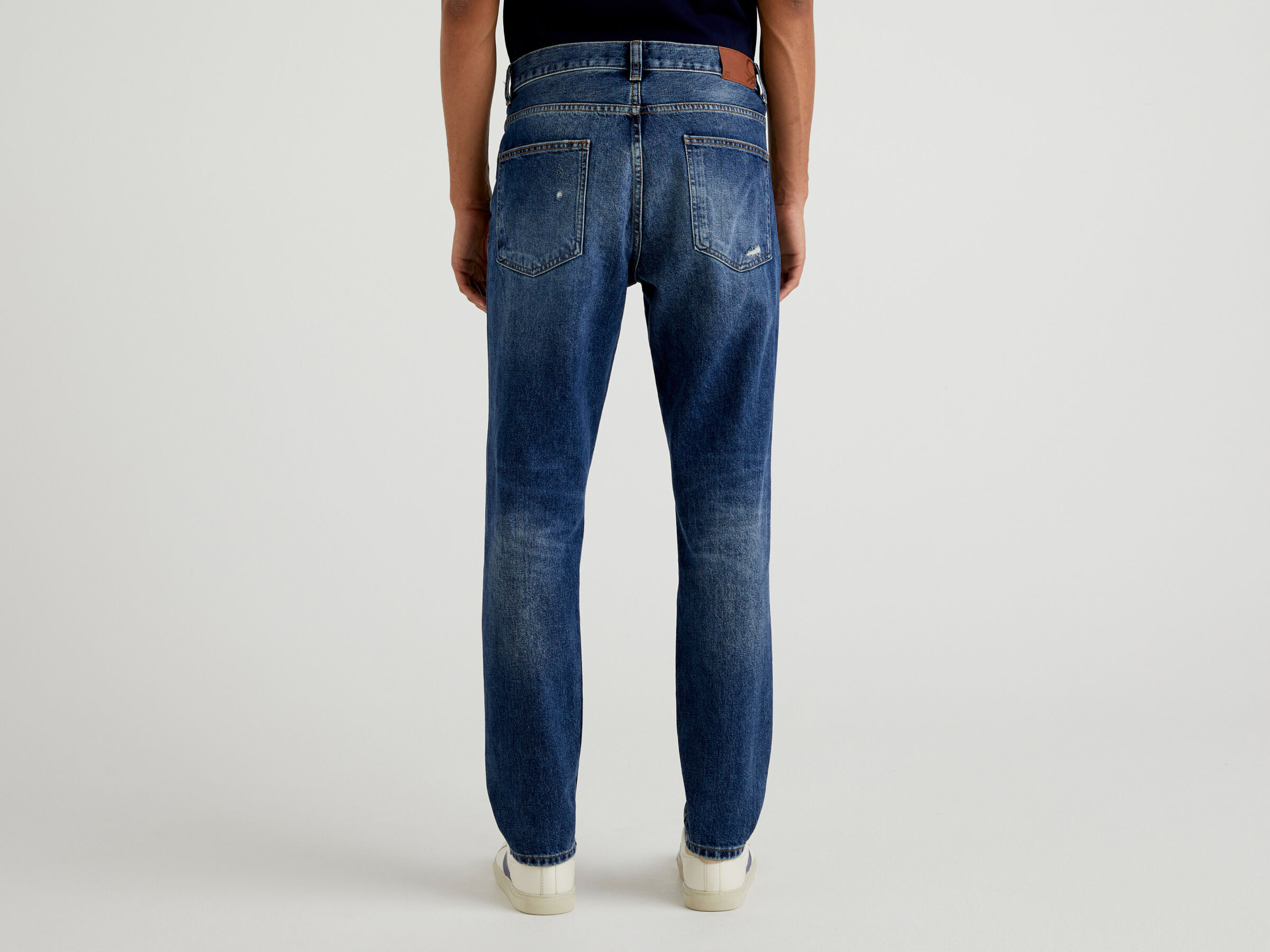 Regular fit jeans with dropped crotch image number 2