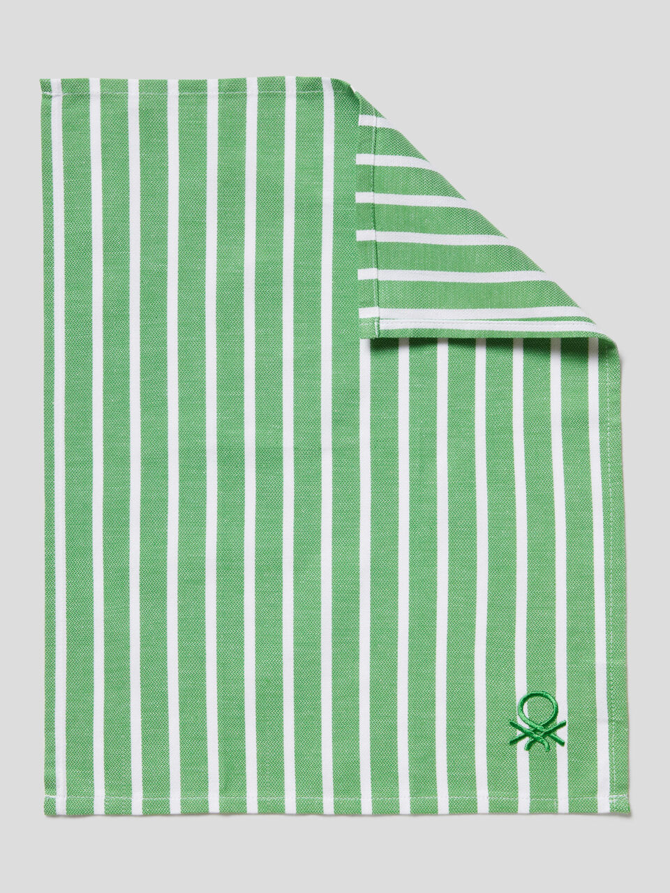 Four striped napkins image number 2