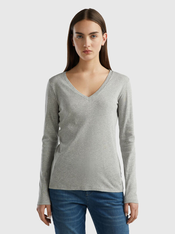 Long sleeve t-shirt with V-neck Women