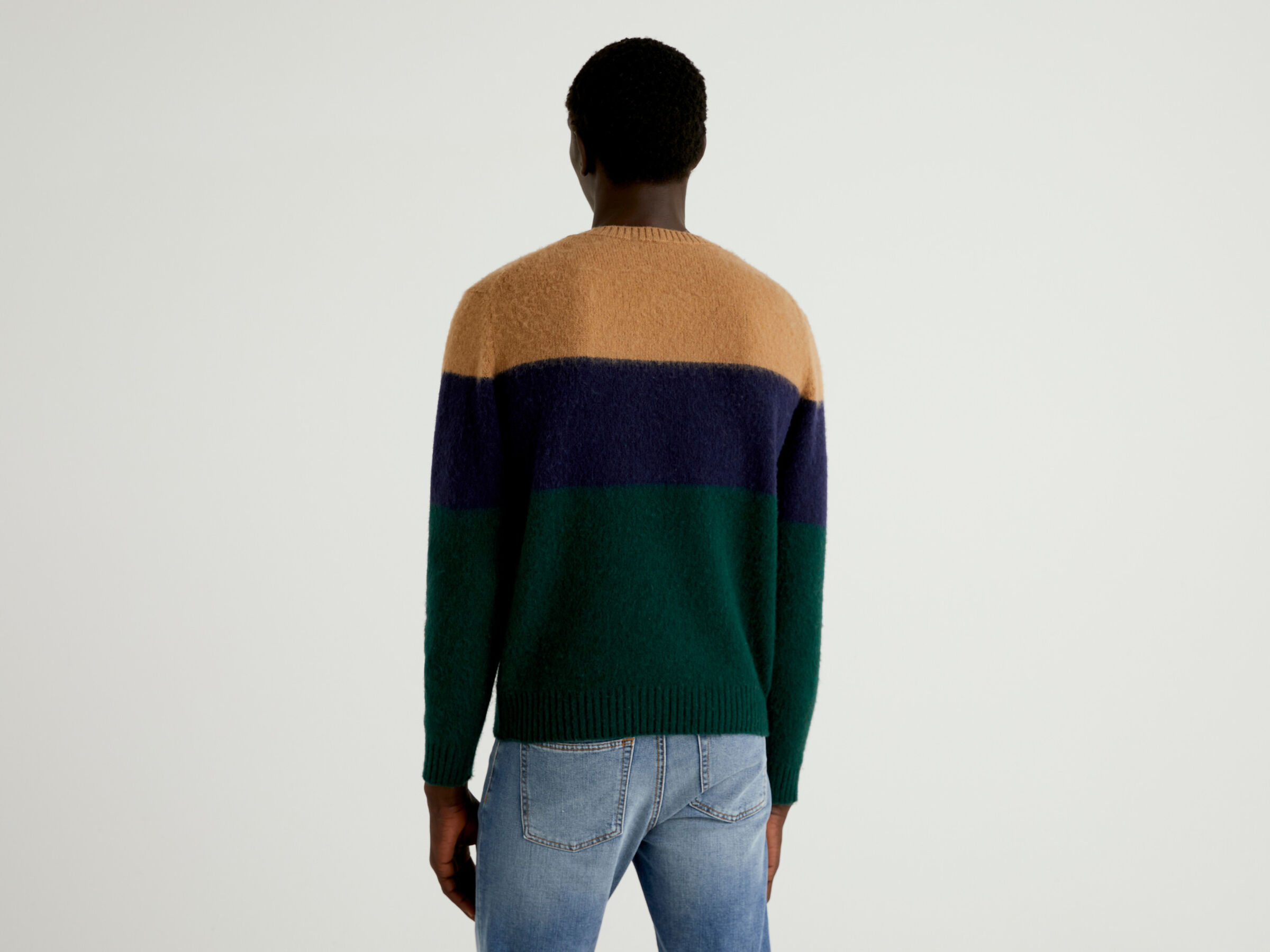 Color block sweater in pure Shetland wool image number 2