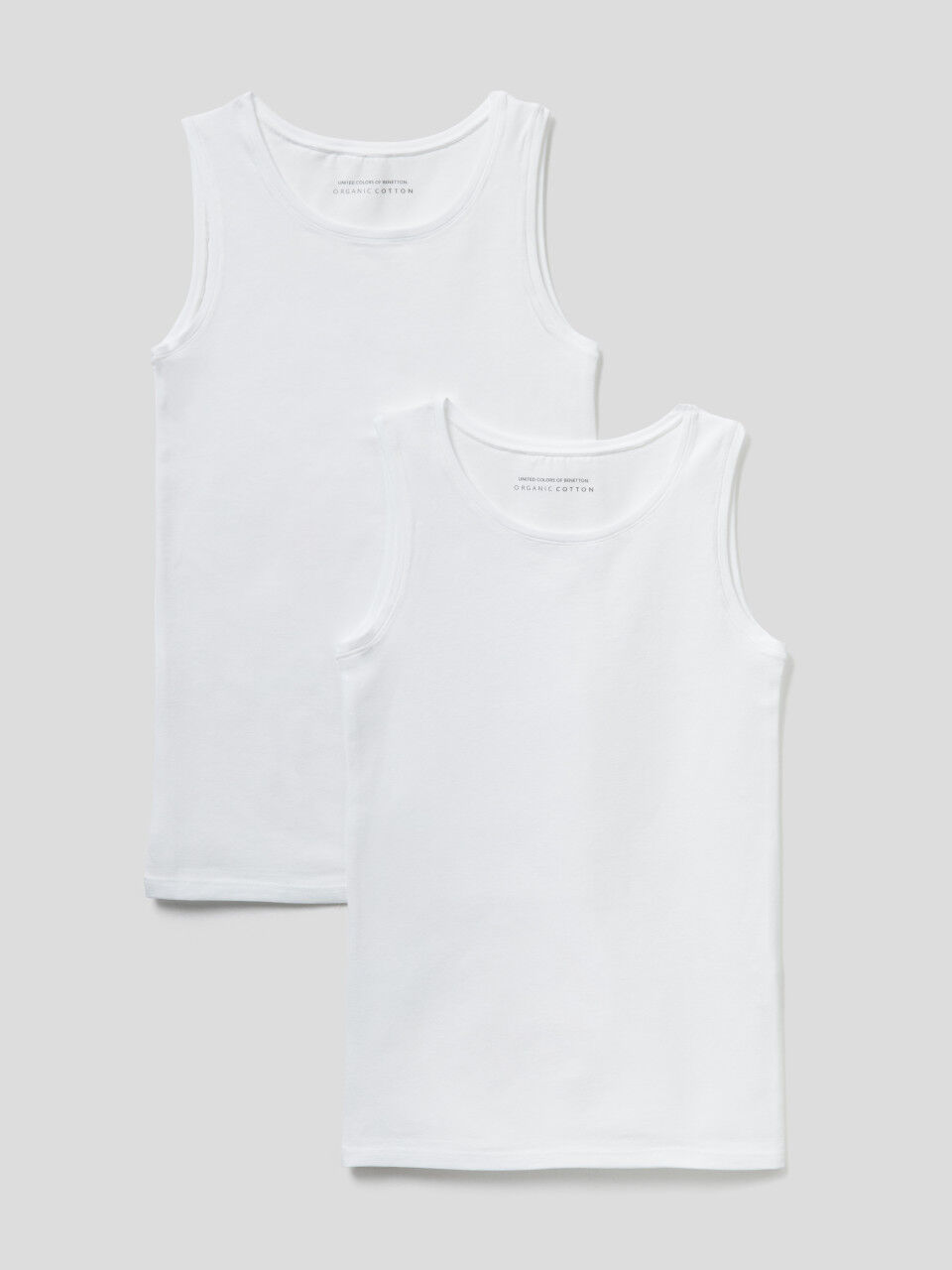 Two tank tops in super stretch organic cotton