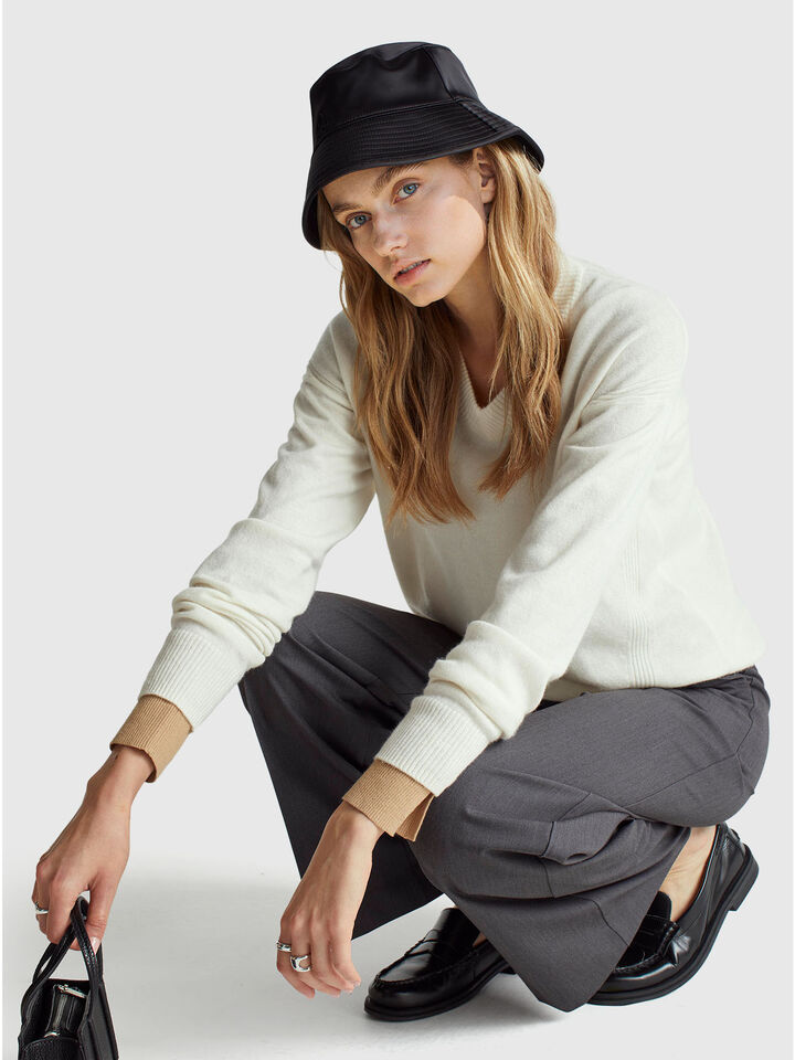 V NECK SWEATER L/S Women