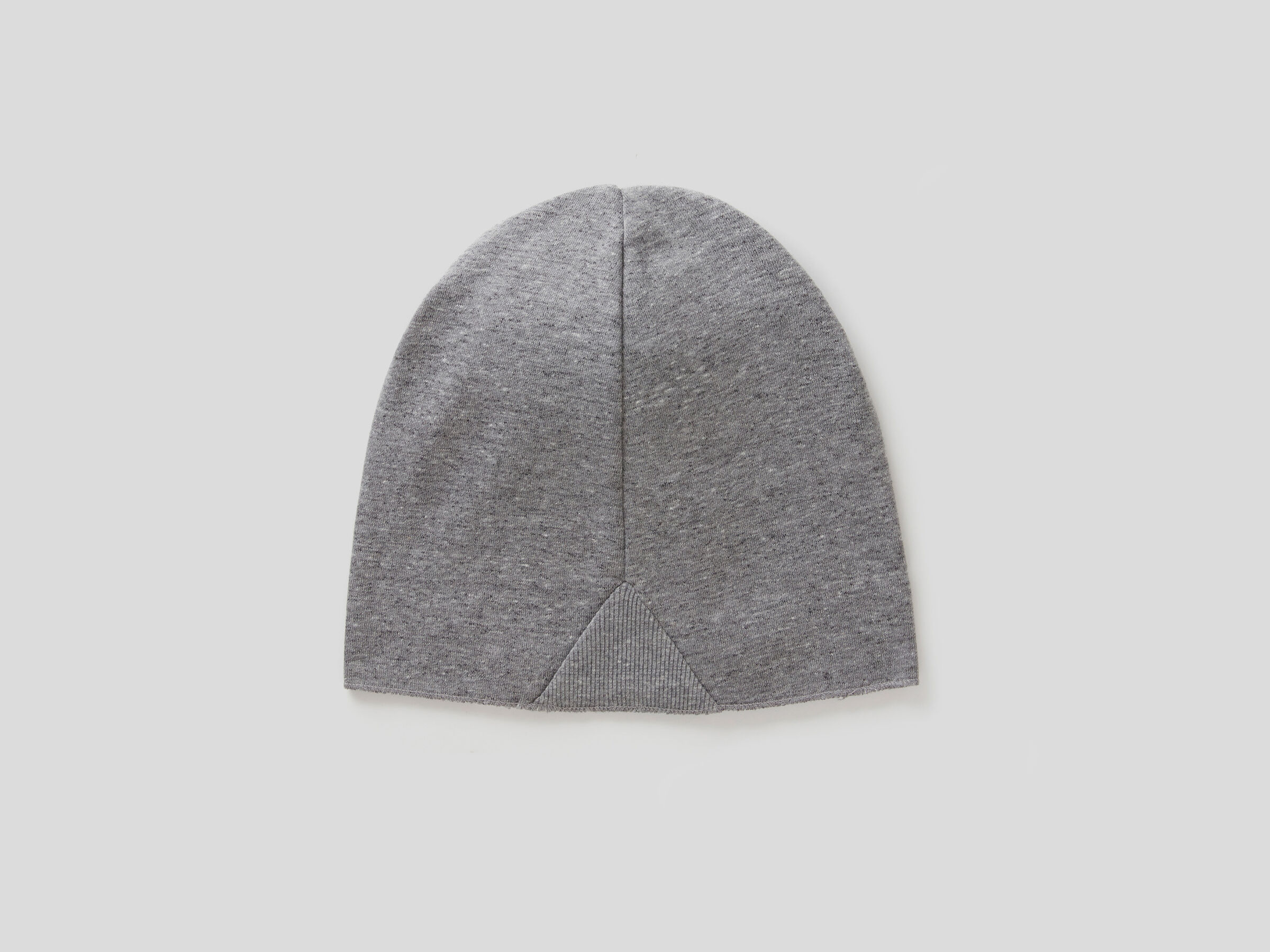 Cap in recycled fabric image number 2