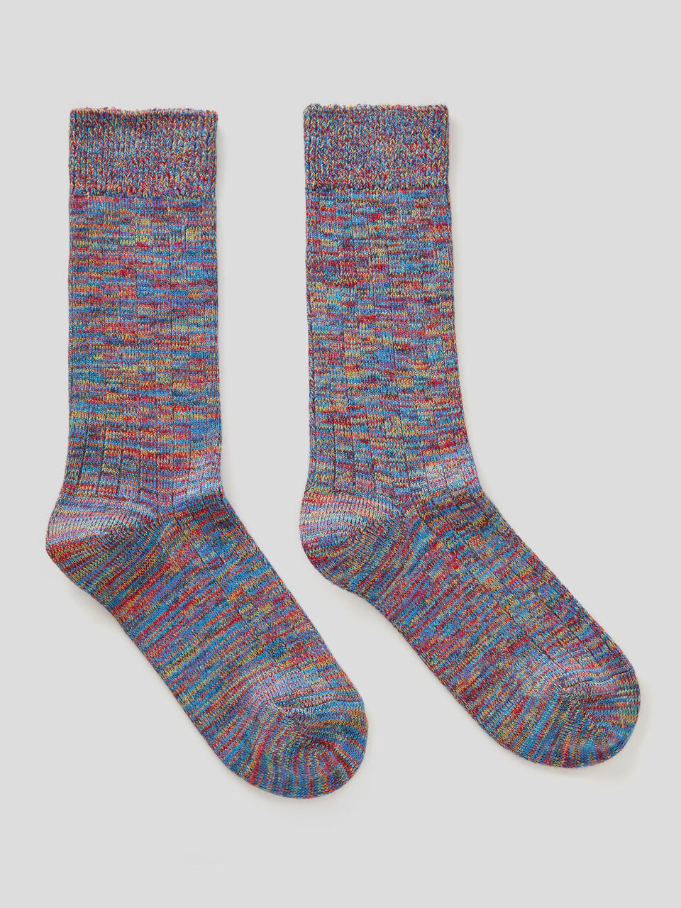 Unisex socks with multicolor thread image number 1