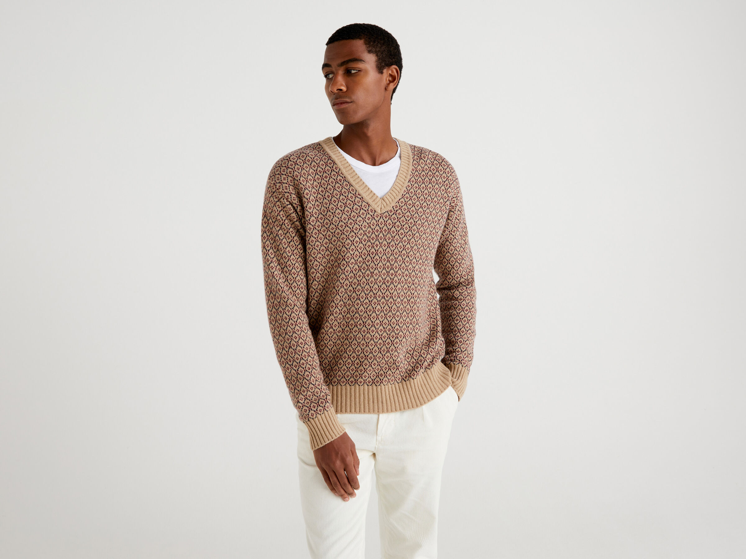 Sweater in jacquard wool blend image number 3
