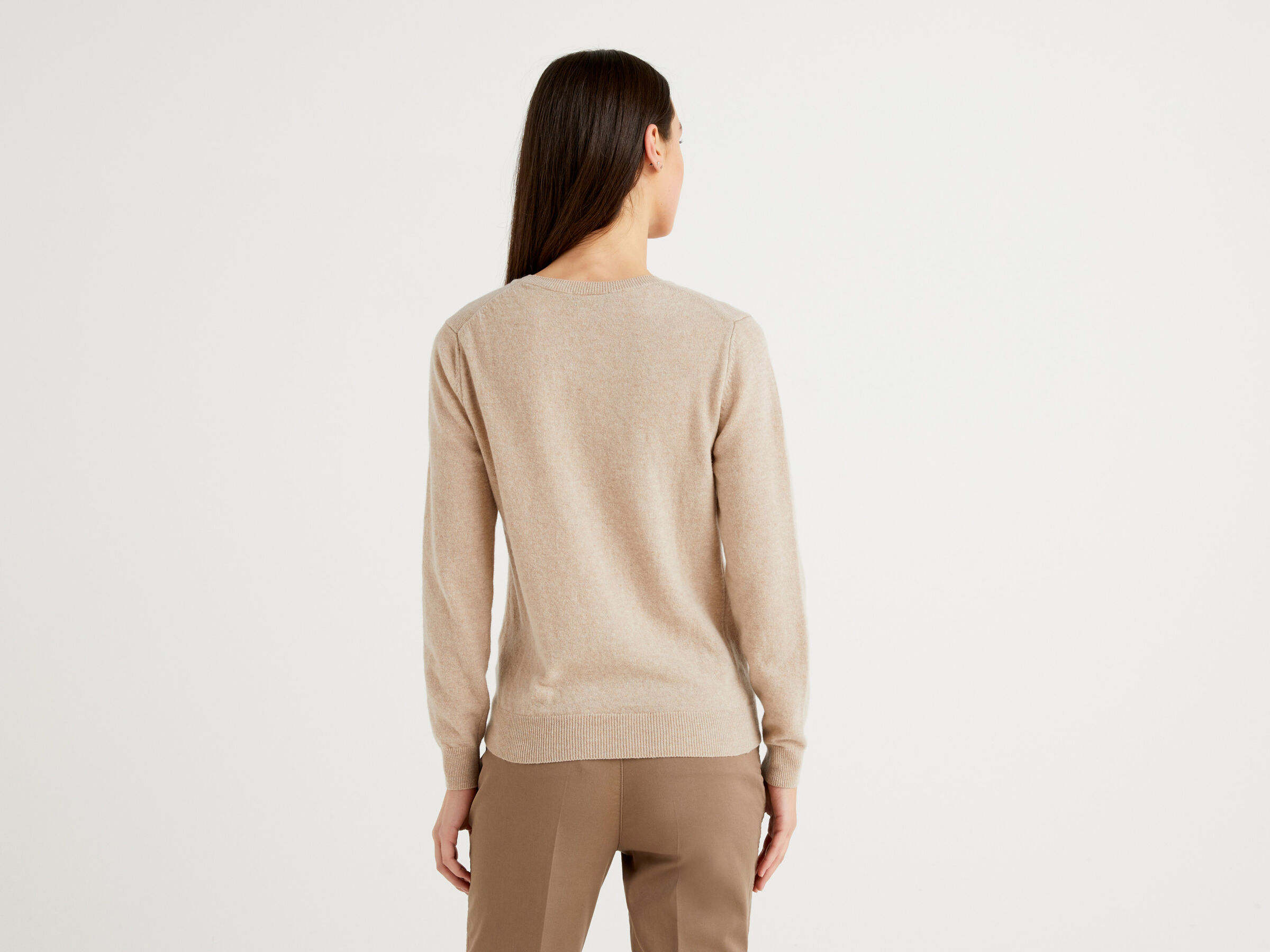 beige crew neck sweatshirt women's