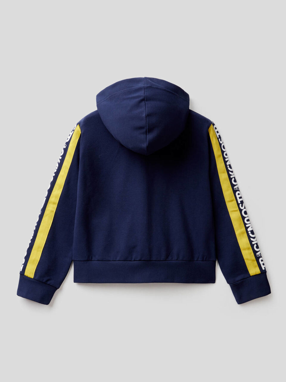 Zip-up hoodie image number 2
