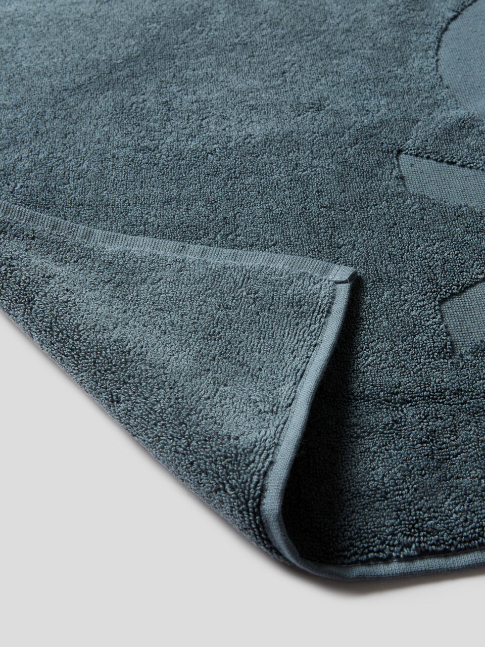 Bath mat with Benetton logo image number 2