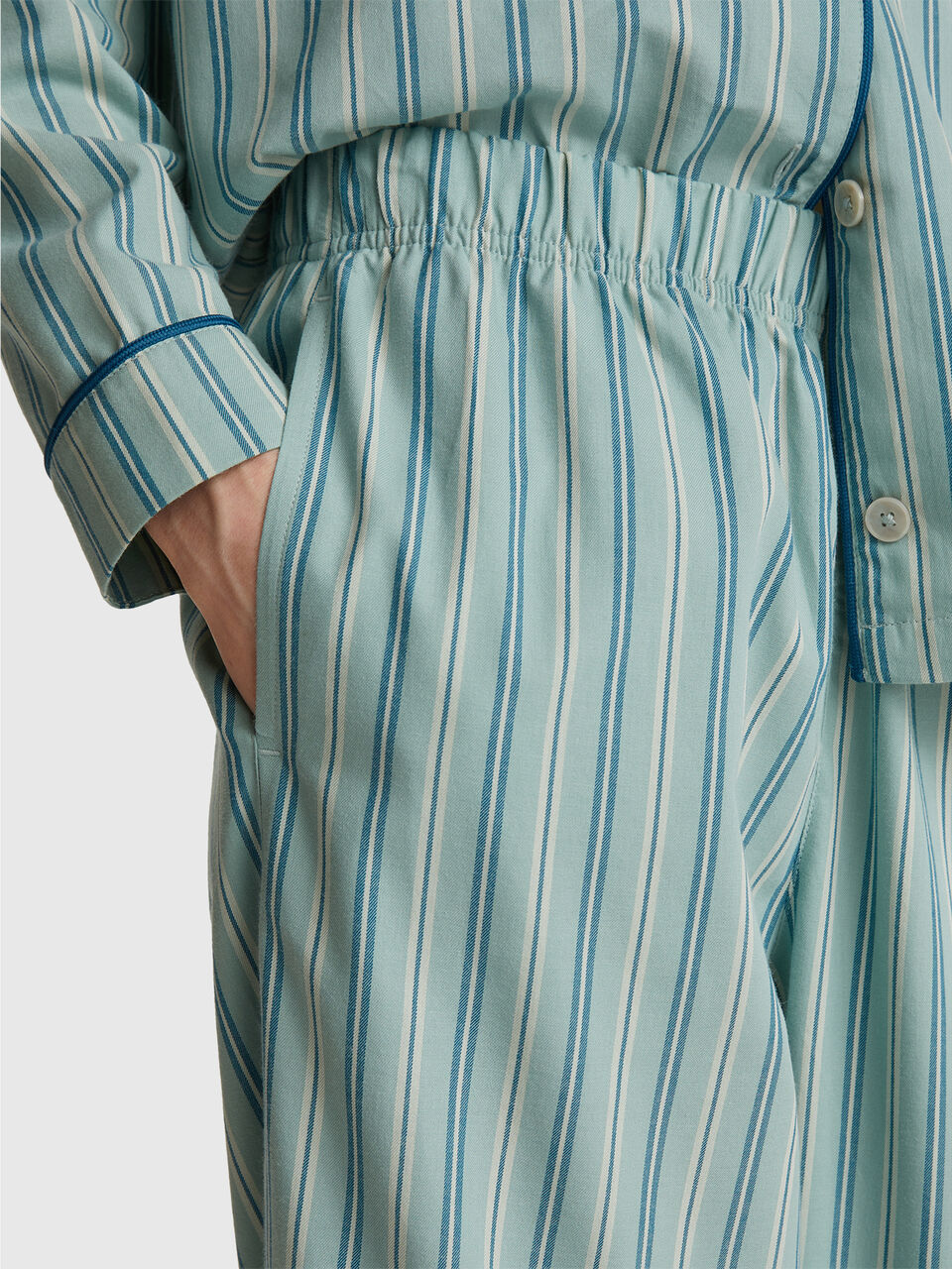 TROUSERS Women image number null