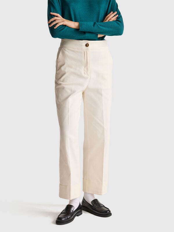 Straight trousers with turn-up Women