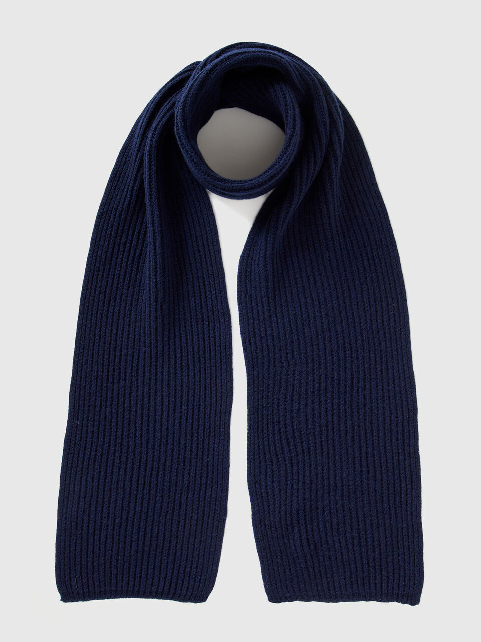 SCARF Men image number 1