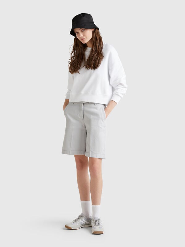 Bermudas with cuff in stretch cotton Women