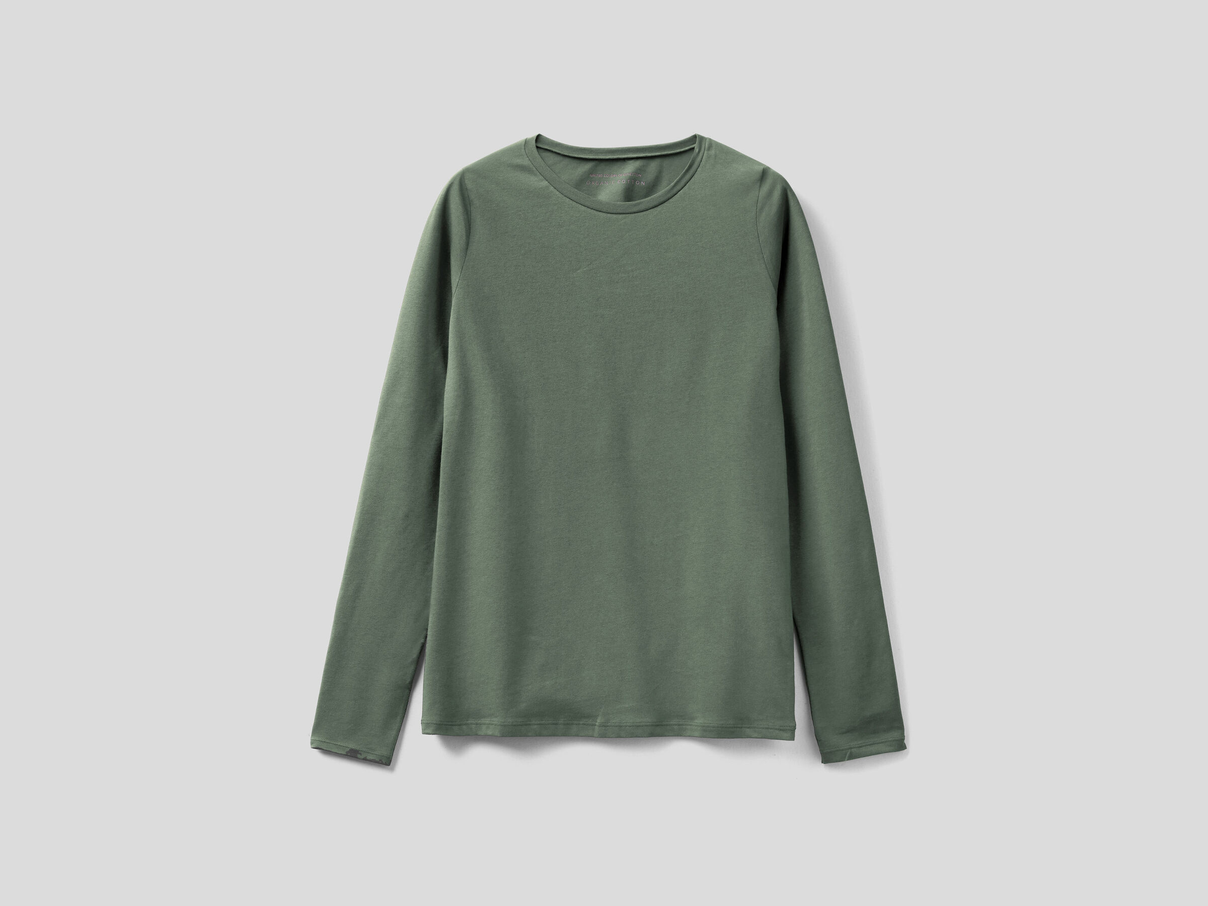 Long sleeve super stretch t-shirt image number 4
