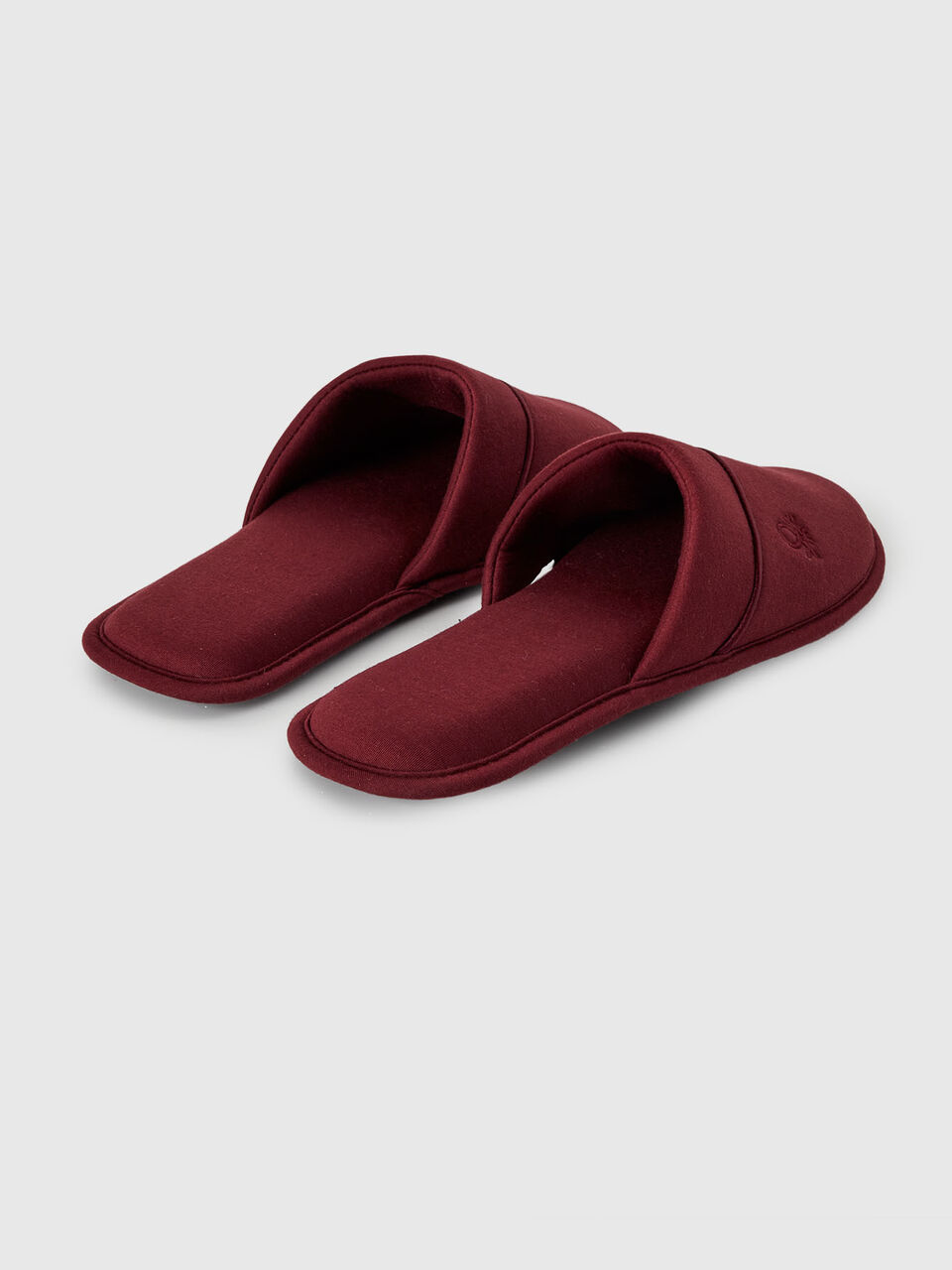 SLIPPERS image number 2