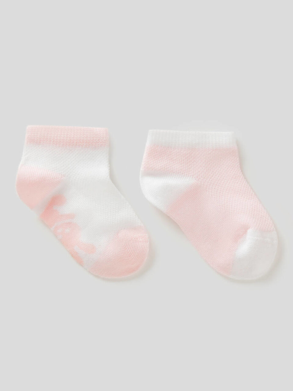 Two-tone sock set image number 1