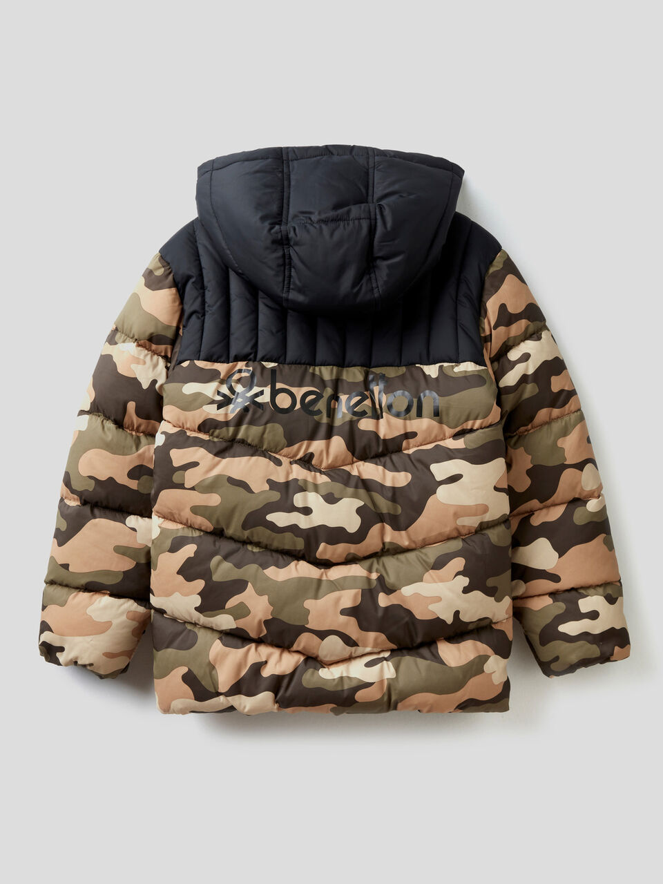 Camouflage pattern puffer jacket image number 2