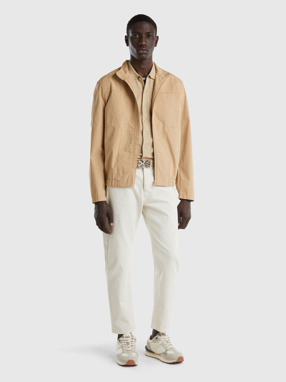 Carrot fit trousers