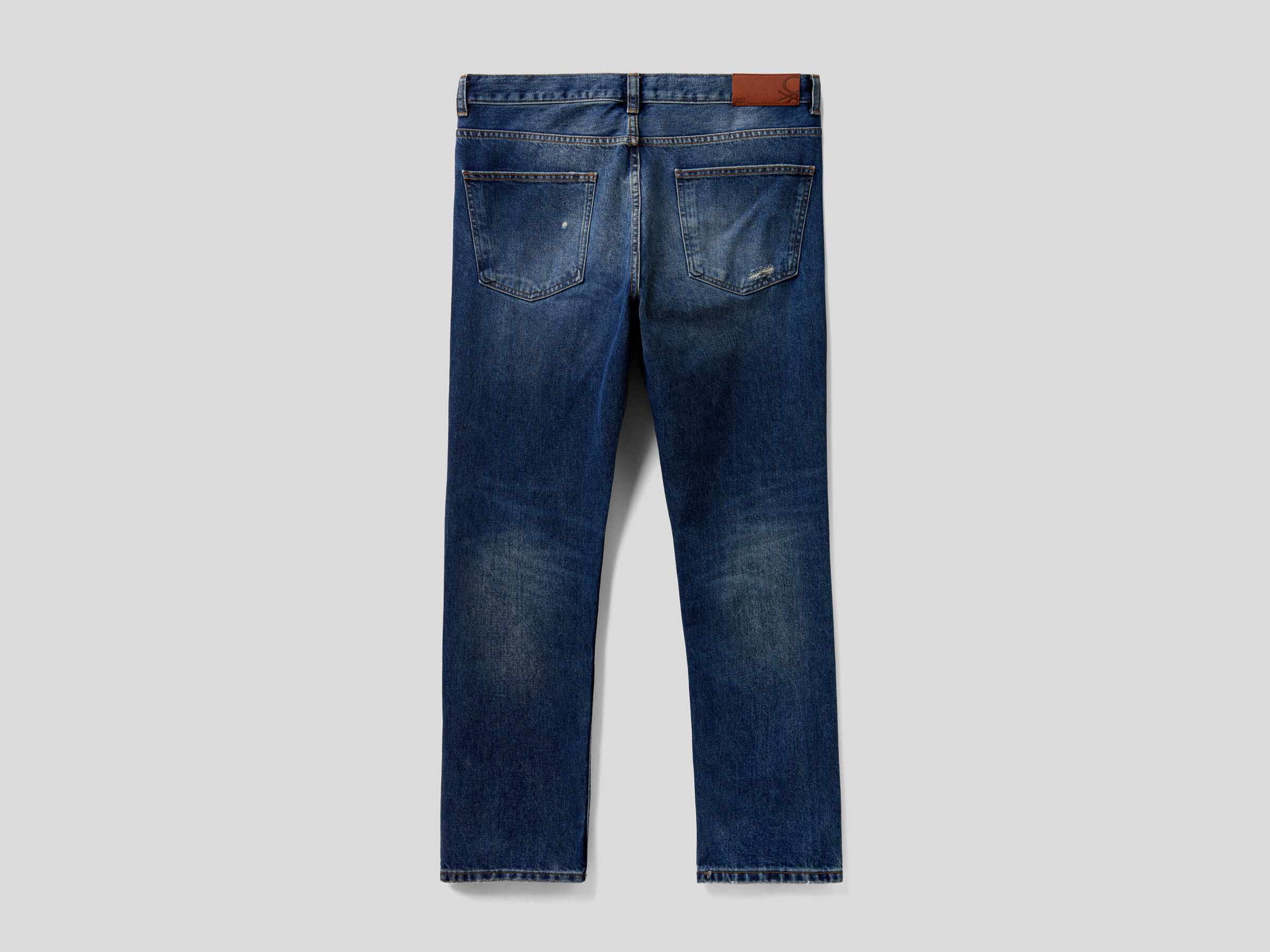 Regular fit jeans with dropped crotch image number 5
