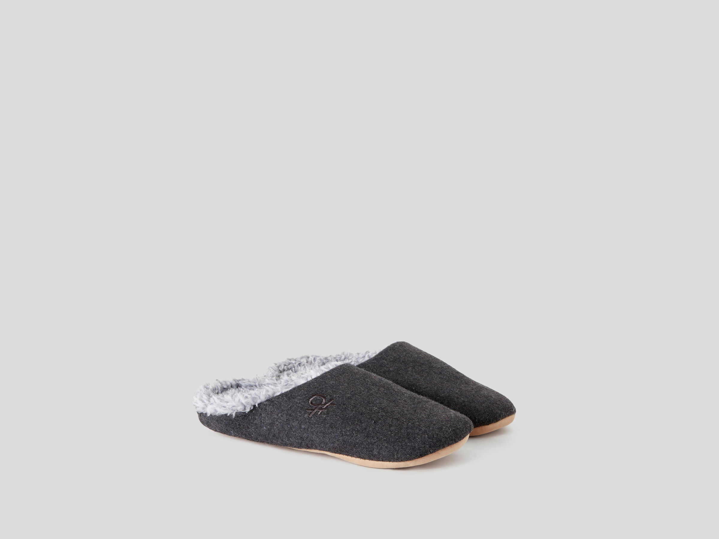 Lined slippers image number 2
