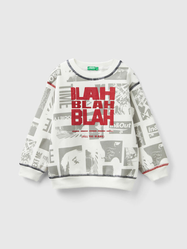 Pullover sweatshirt with city print