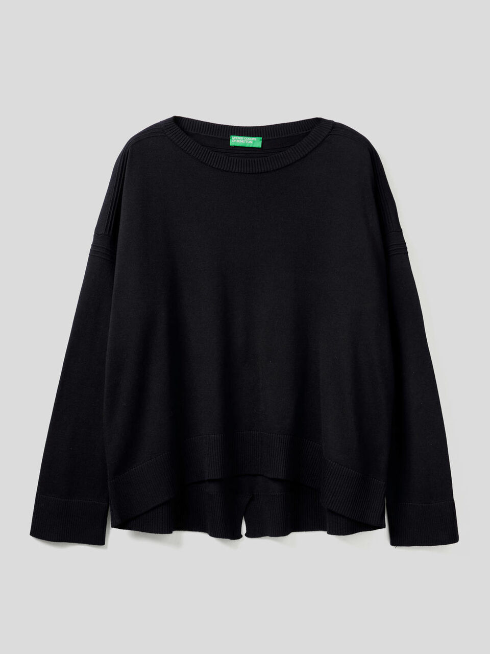 Sweater with slit on the back image number null