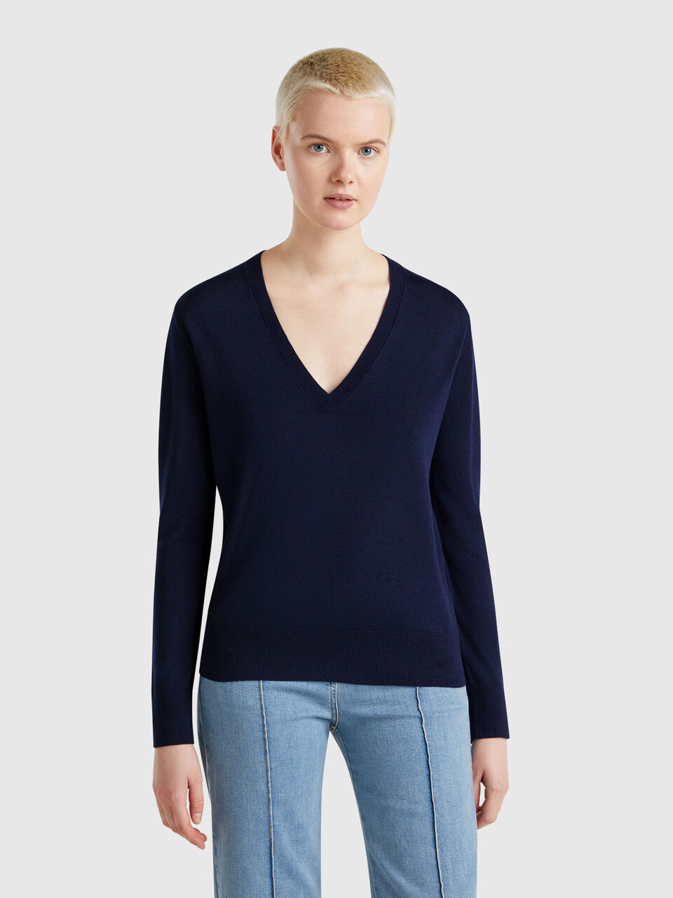 V NECK SWEATER L/S Women image number null