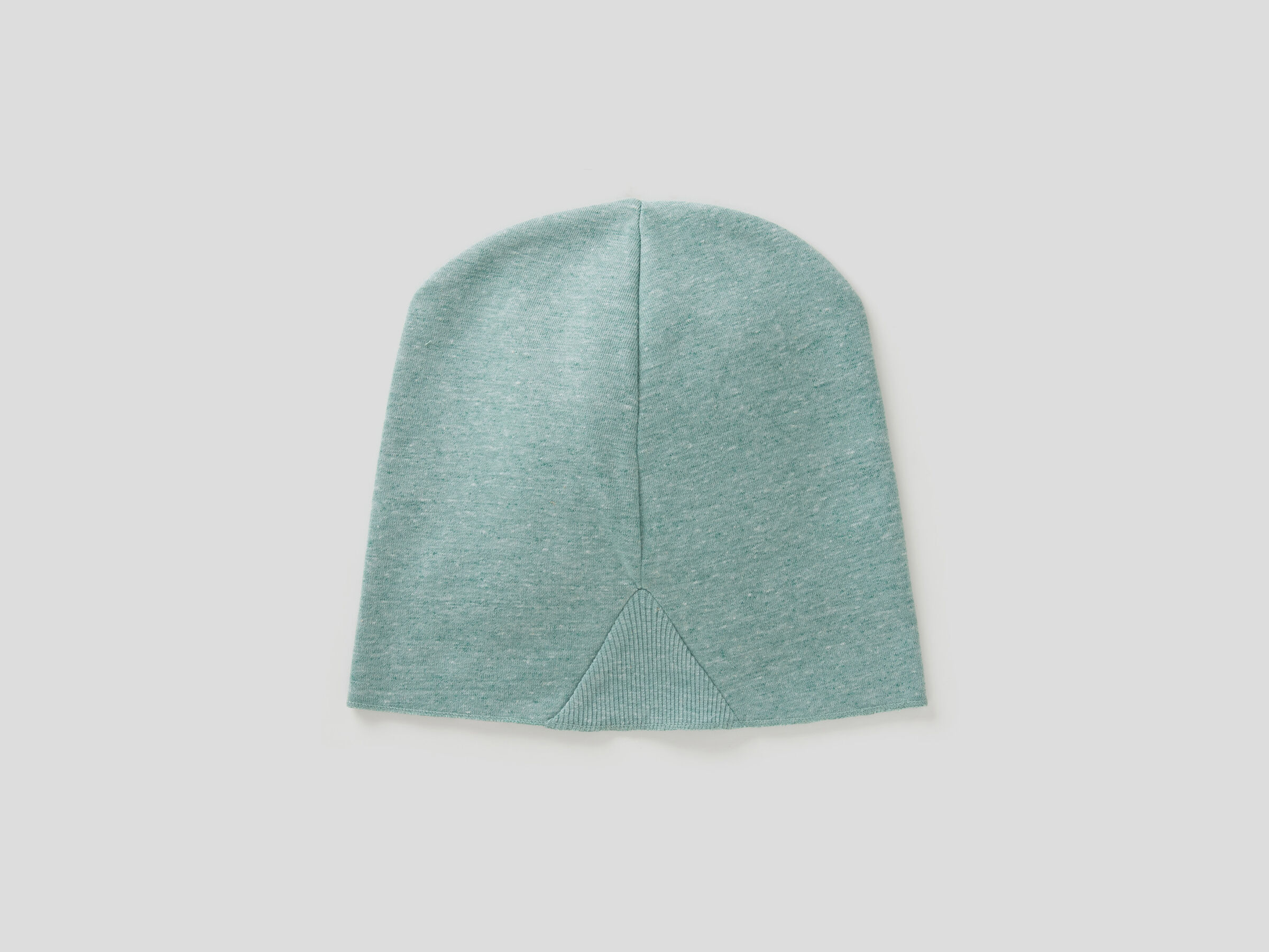 Cap in recycled fabric image number 2