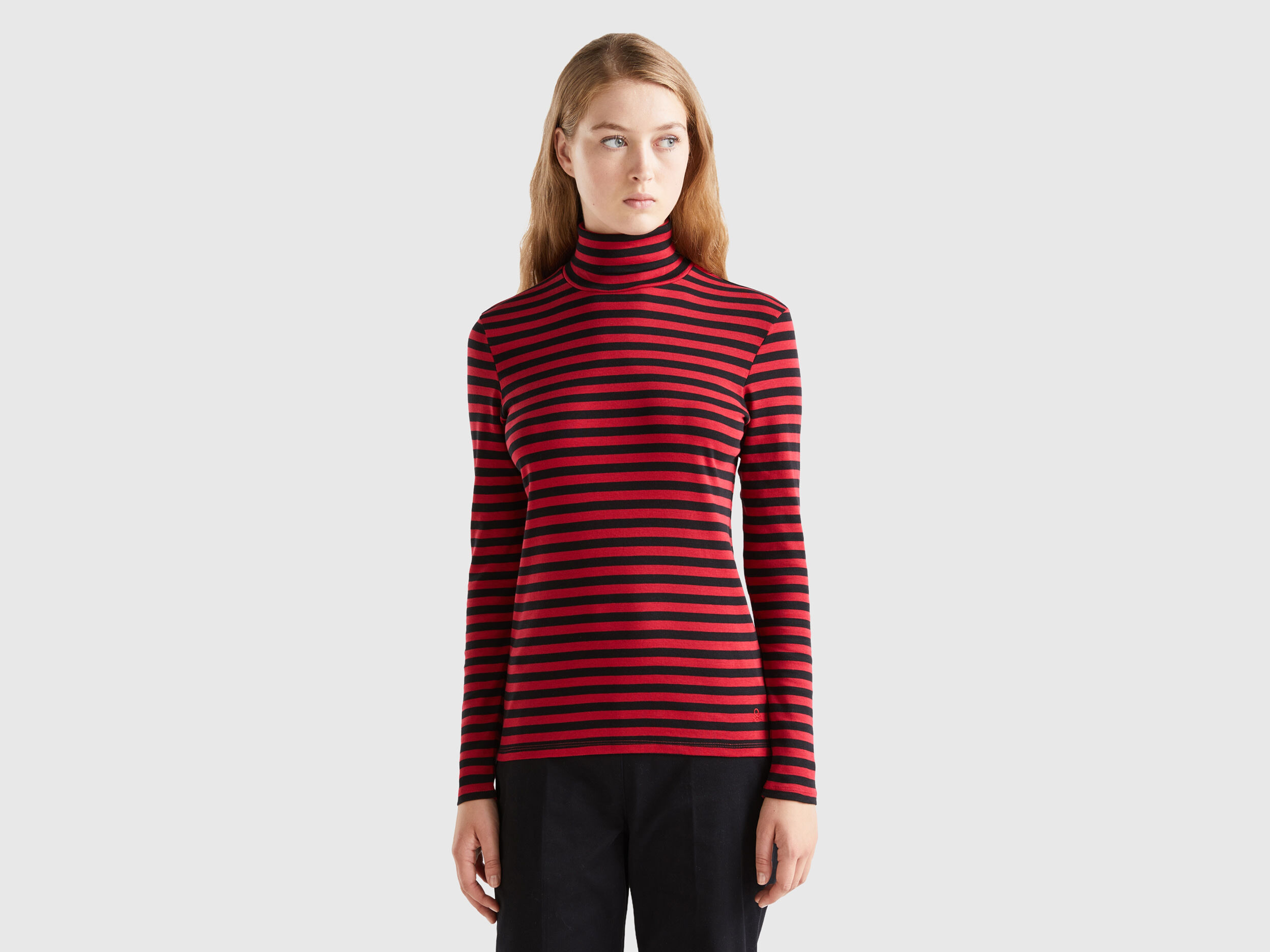 Red turtleneck t shirt best sale