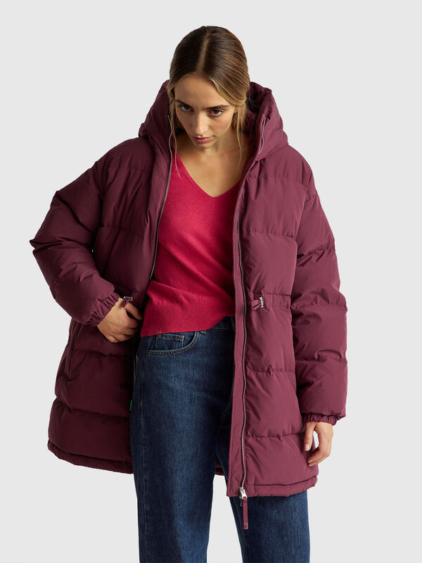 Long down jacket padded with recycled feathers Women