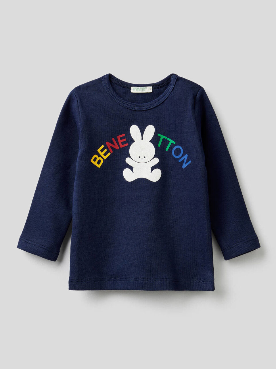 Long sleeve t-shirt with print image number null