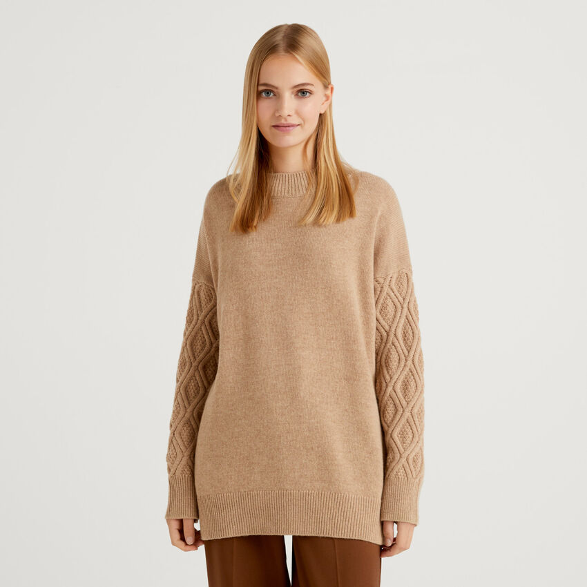 Turtleneck sweater with knit sleeves