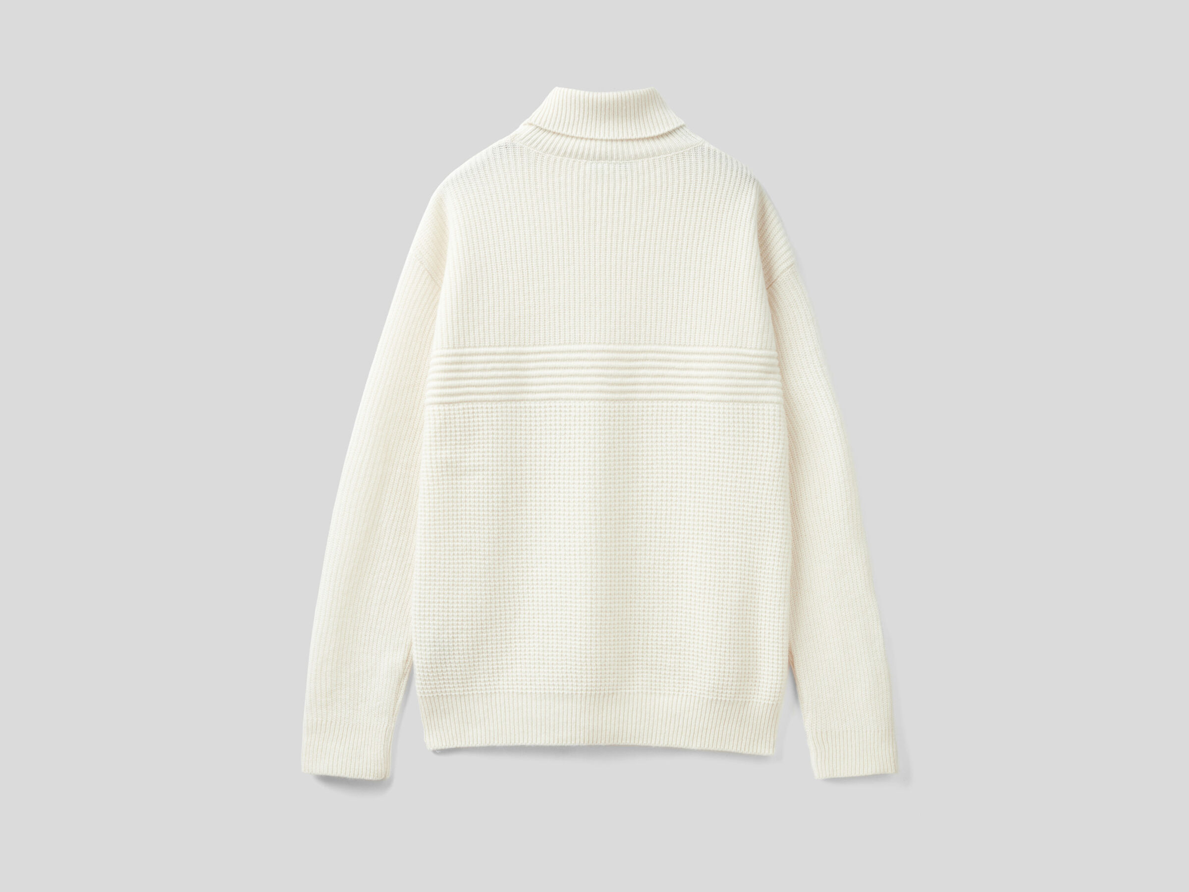 Wool blend turtleneck image number 5
