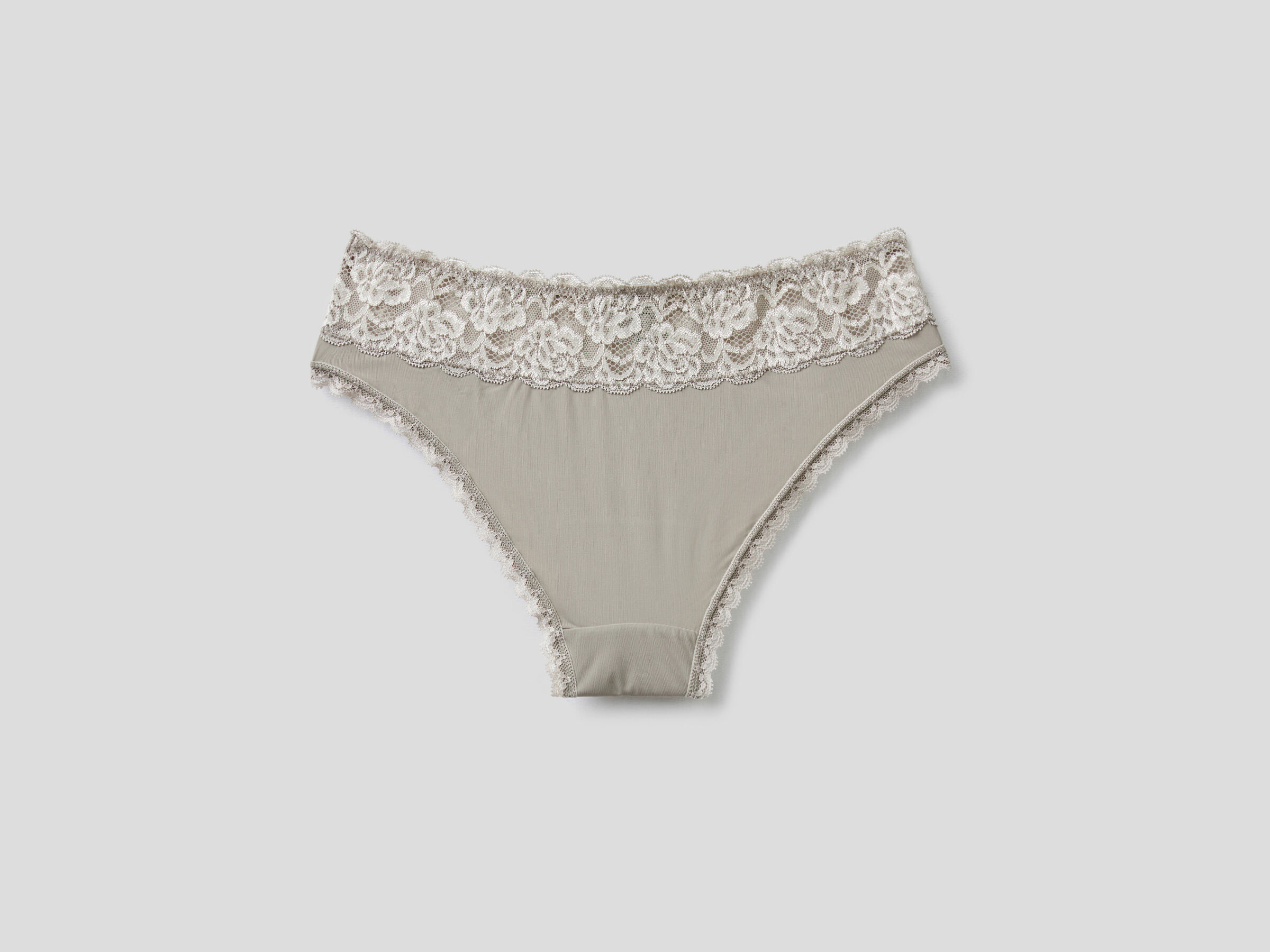 Stretch underwear with lace image number 4
